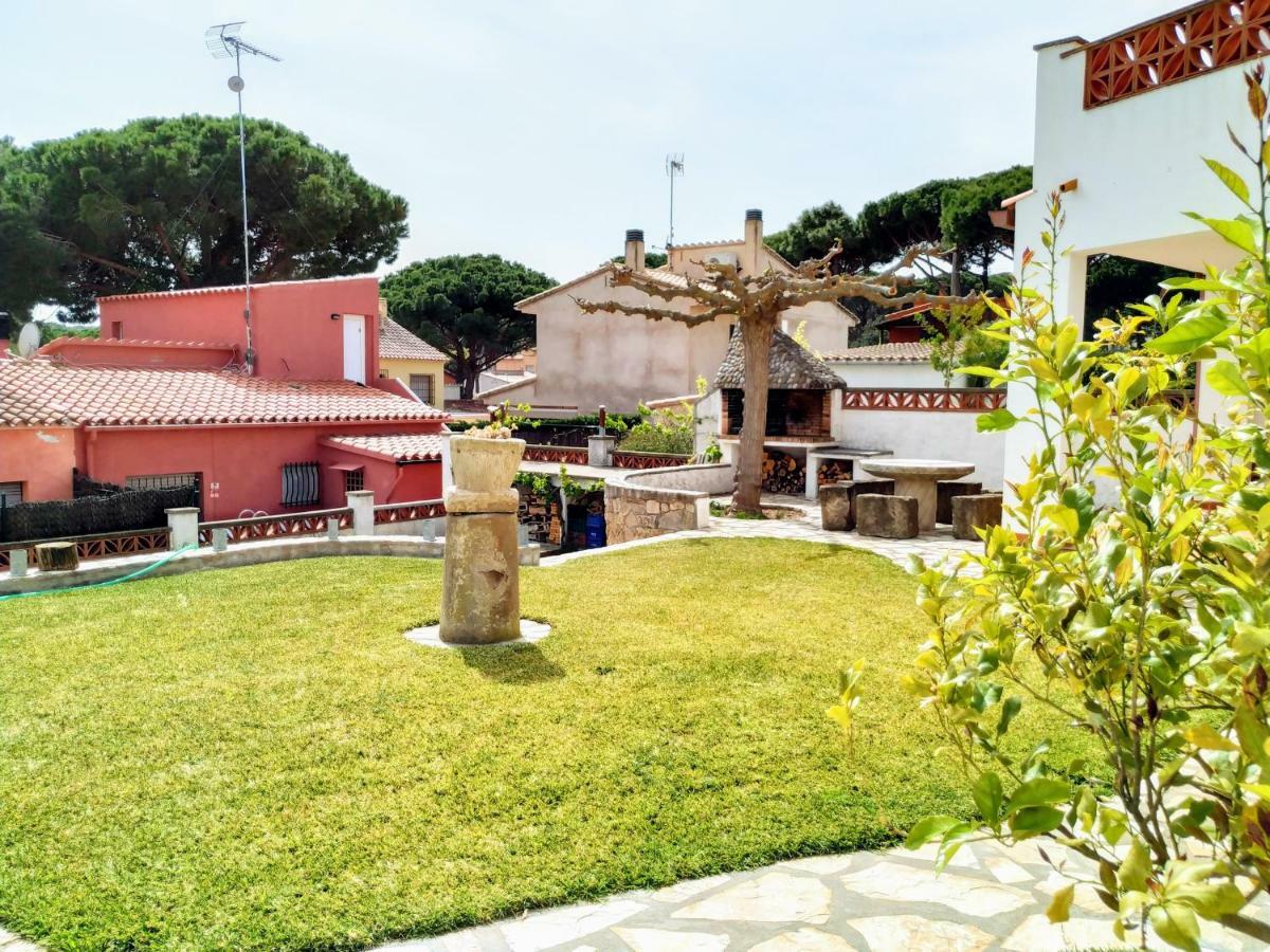 Vacay Apartamento Montgo, Agradable Jardin! En Costa Brava L'Escala! ภายนอก รูปภาพ